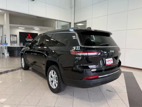 Another view of 2023 Jeep Grand Cherokee L Limited for sale in Lincoln, NE at Clemons Mitsubishi