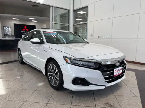Photos of 2021 Honda Accord Hybrid EX-L for sale in Lincoln, NE at Clemons Mitsubishi