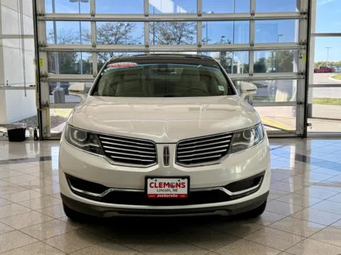 More photos of 2016 Lincoln MKX Select at Clemons Mitsubishi, NE