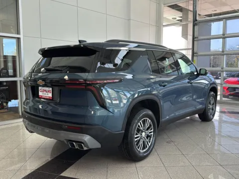 More photos of 2025 Chevrolet Traverse FWD LT at Clemons Mitsubishi, NE