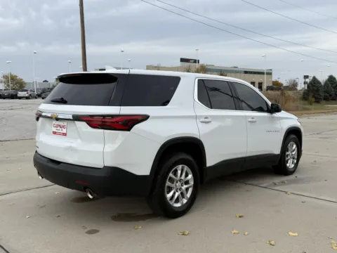 Another view of 2022 Chevrolet Traverse LS for sale in Lincoln, NE at Clemons Mitsubishi