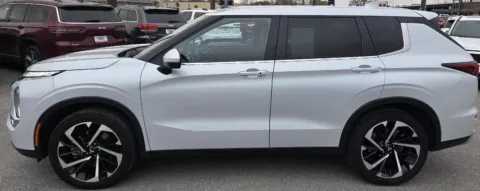 More photos of 2024 Mitsubishi Outlander SE at Capital City Motor Company, IA