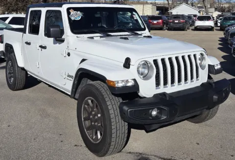 Photos of 2023 Jeep Gladiator Overland for sale in Des Moines, IA at Capital City Motor Company