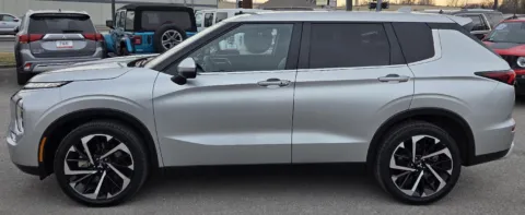 More photos of 2024 Mitsubishi Outlander SE at Capital City Motor Company, IA