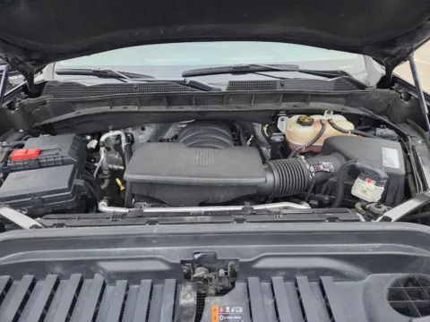 More photos of 2021 GMC Sierra 1500 SLT at Capital City Motor Company, IA