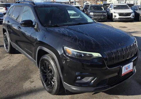 Photos of 2023 Jeep Cherokee Altitude Lux for sale in Des Moines, IA at Capital City Motor Company