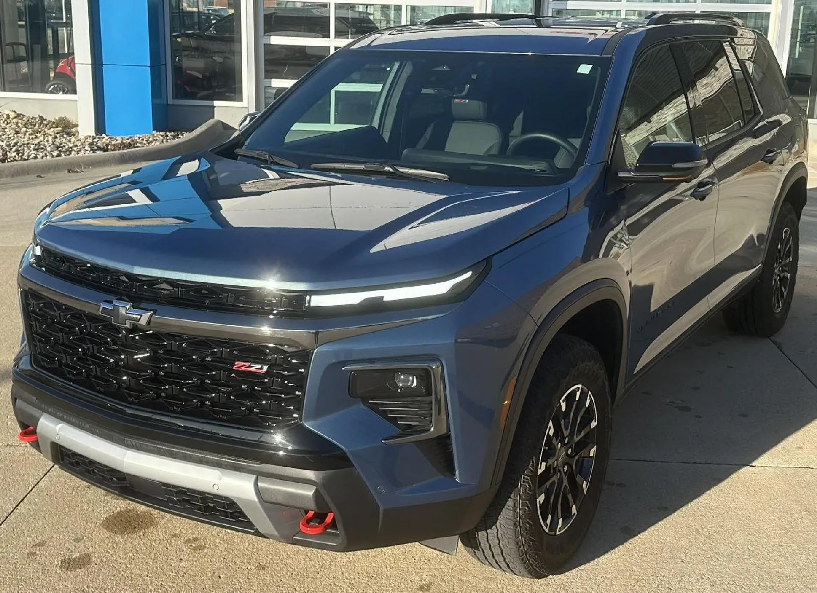 Blue 2025 Chevrolet Traverse AWD Z71 for sale in Des Moines, IA