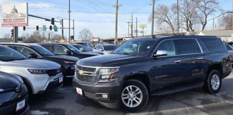 Gray 2018 Chevrolet Suburban LT for sale in Des Moines, IA