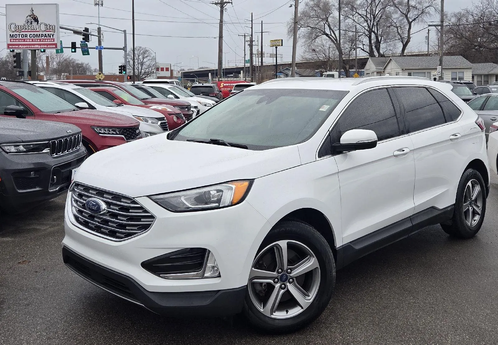 2019 Ford Edge SEL's photo