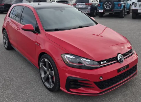 Photos of 2018 Volkswagen Golf GTI SE for sale in Des Moines, IA at Capital City Motor Company