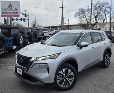 Silver 2022 Nissan Rogue SV for sale in Des Moines, IA