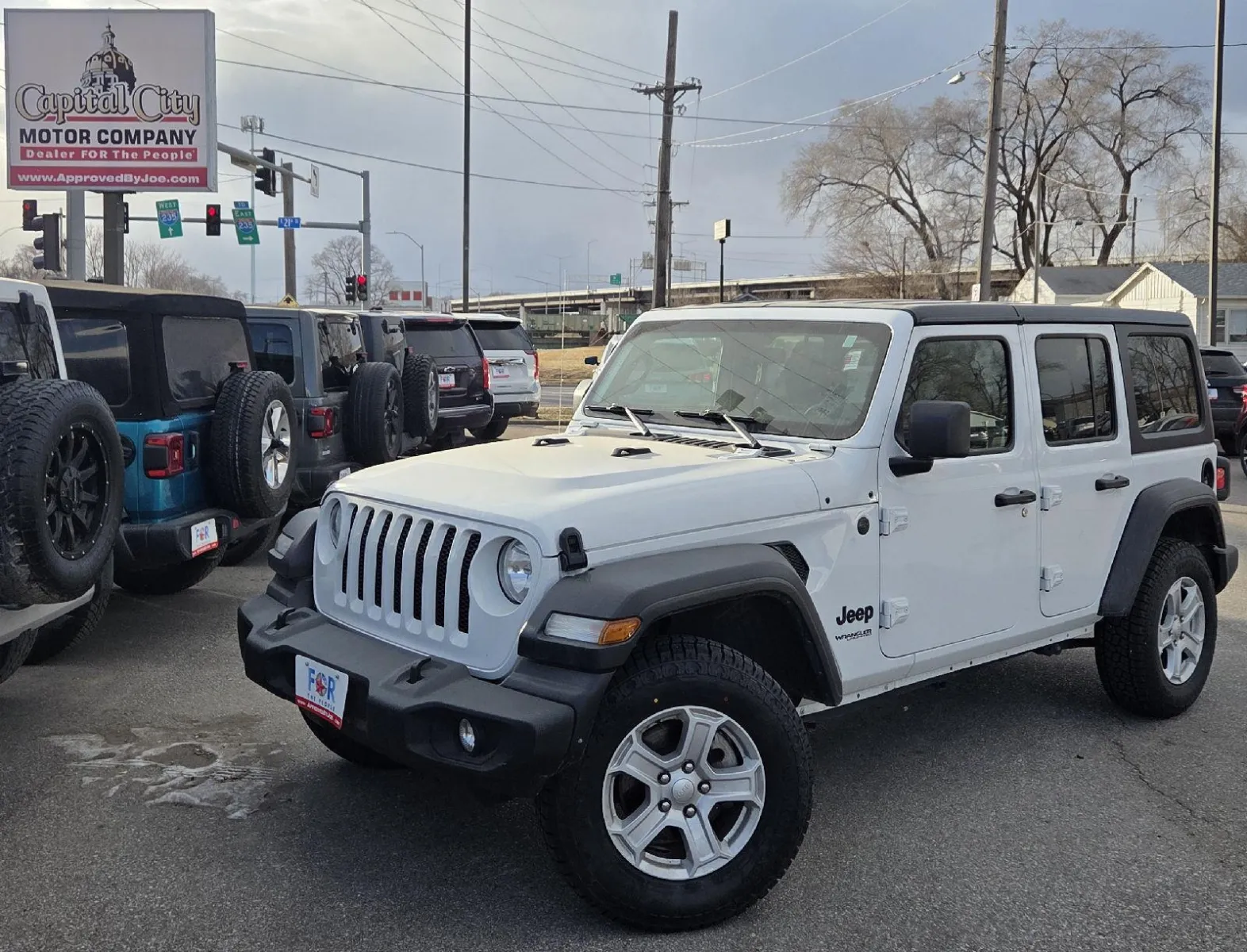 White 2022 Jeep Wrangler Unlimited Sport S for sale in Des Moines, IA