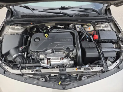 More photos of 2022 Chevrolet Malibu LT at Capital City Motor Company, IA