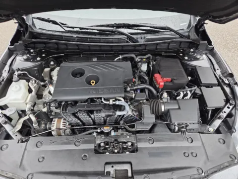 More photos of 2019 Nissan Altima 2.5 SR at Capital City Motor Company, IA