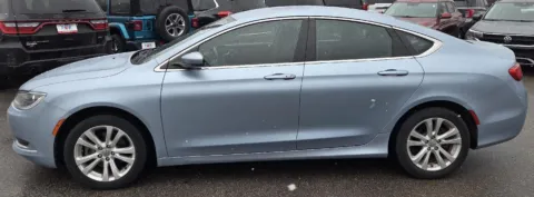 More photos of 2015 Chrysler 200 Limited at Capital City Motor Company, IA