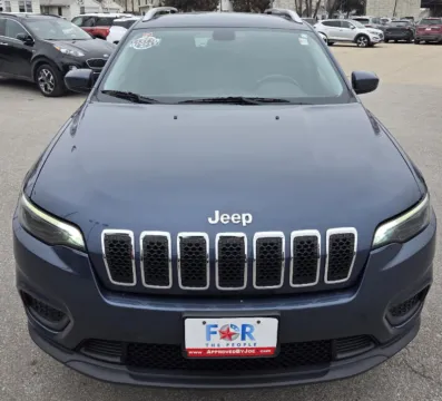 Another view of 2020 JEEP CHEROKEE LATITU Latitude for sale in Des Moines, IA at Capital City Motor Company