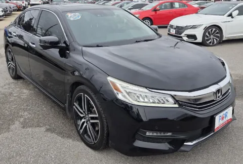 Photos of 2016 Honda Accord Sedan Touring for sale in Des Moines, IA at Capital City Motor Company