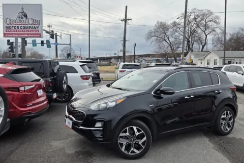 Black 2021 Kia Sportage EX for sale in Des Moines, IA