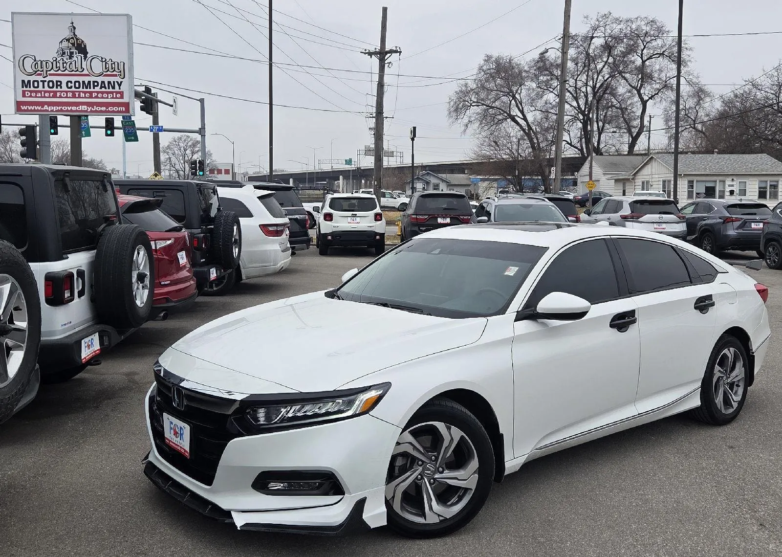 White 2018 Honda Accord Sedan EX 1.5T for sale in Des Moines, IA
