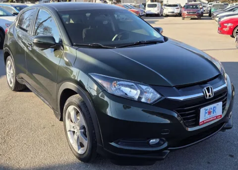 Photos of 2017 HONDA HR-V EX for sale in Des Moines, IA at Capital City Motor Company