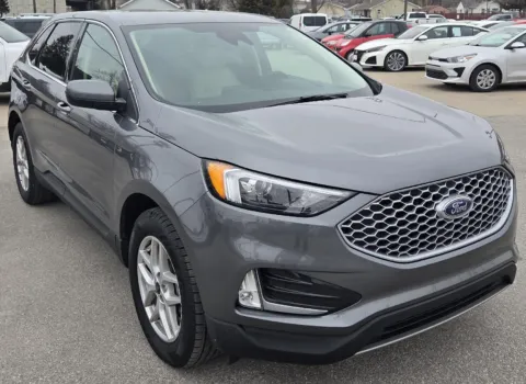 Photos of 2023 Ford Edge SEL for sale in Des Moines, IA at Capital City Motor Company