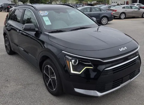 Photos of 2023 Kia Niro EX for sale in Des Moines, IA at Capital City Motor Company