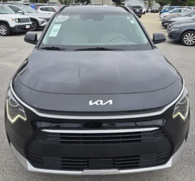 Another view of 2023 Kia Niro EX for sale in Des Moines, IA at Capital City Motor Company