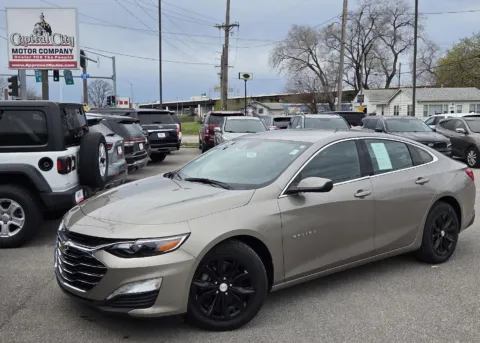 Gray 2025 Chevrolet Malibu LT for sale in Des Moines, IA