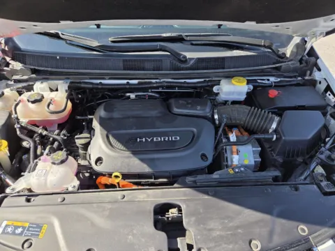 More photos of 2024 Chrysler Pacifica Hybrid Select at Capital City Motor Company, IA