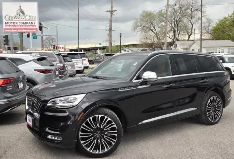 Black 2020 Lincoln Aviator Black Label for sale in Des Moines, IA