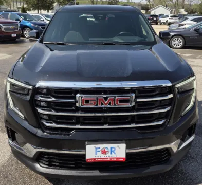 Another view of 2025 GMC Acadia AWD Elevation for sale in Des Moines, IA at Capital City Motor Company