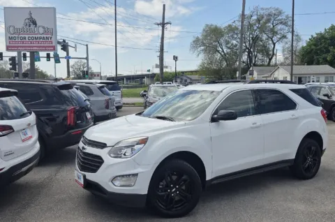 White 2017 Chevrolet Equinox LT for sale in Des Moines, IA