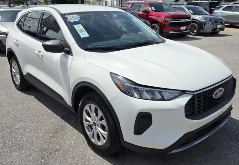 Photos of 2023 Ford Escape Active for sale in Des Moines, IA at Capital City Motor Company