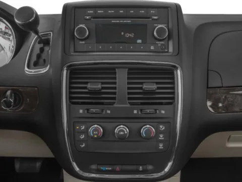 More photos of 2017 Dodge Grand Caravan SXT at Capital City Motor Company, IA