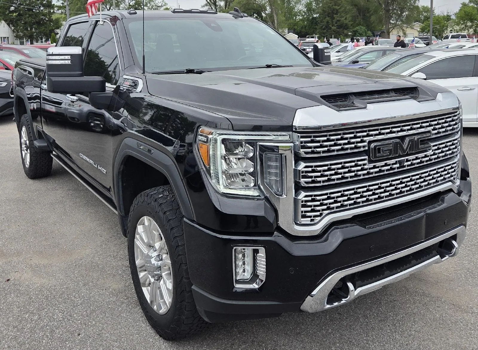 2021 GMC Sierra 4WD Crew Cab Standard Box Denali's photo