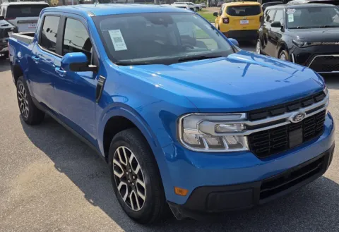Photos of 2022 Ford Maverick LARIAT for sale in Des Moines, IA at Capital City Motor Company