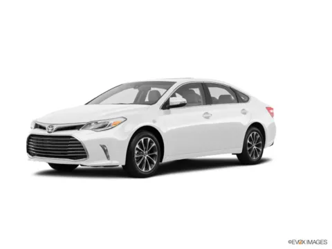 White 2018 Toyota Avalon Touring for sale in Des Moines, IA