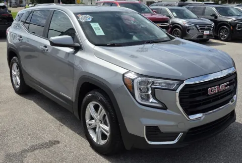 Photos of 2024 GMC Terrain SLE for sale in Des Moines, IA at Capital City Motor Company