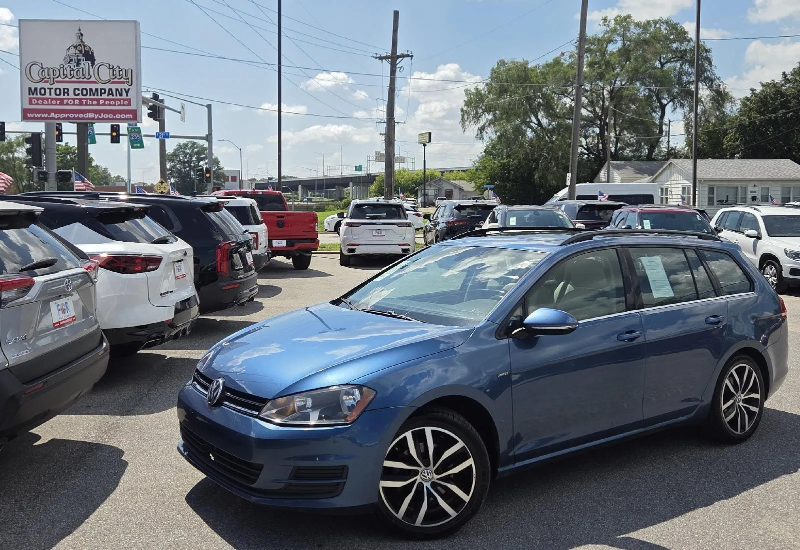 Used 2016 Volkswagen Golf SportWagen TSI Limited Edition with VIN 3VWC17AU7GM519636 for sale in Boone, IA