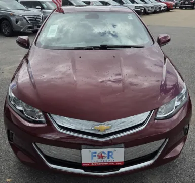 Another view of 2017 Chevrolet Volt LT for sale in Des Moines, IA at Capital City Motor Company