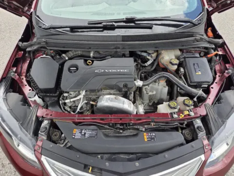 More photos of 2017 Chevrolet Volt LT at Capital City Motor Company, IA