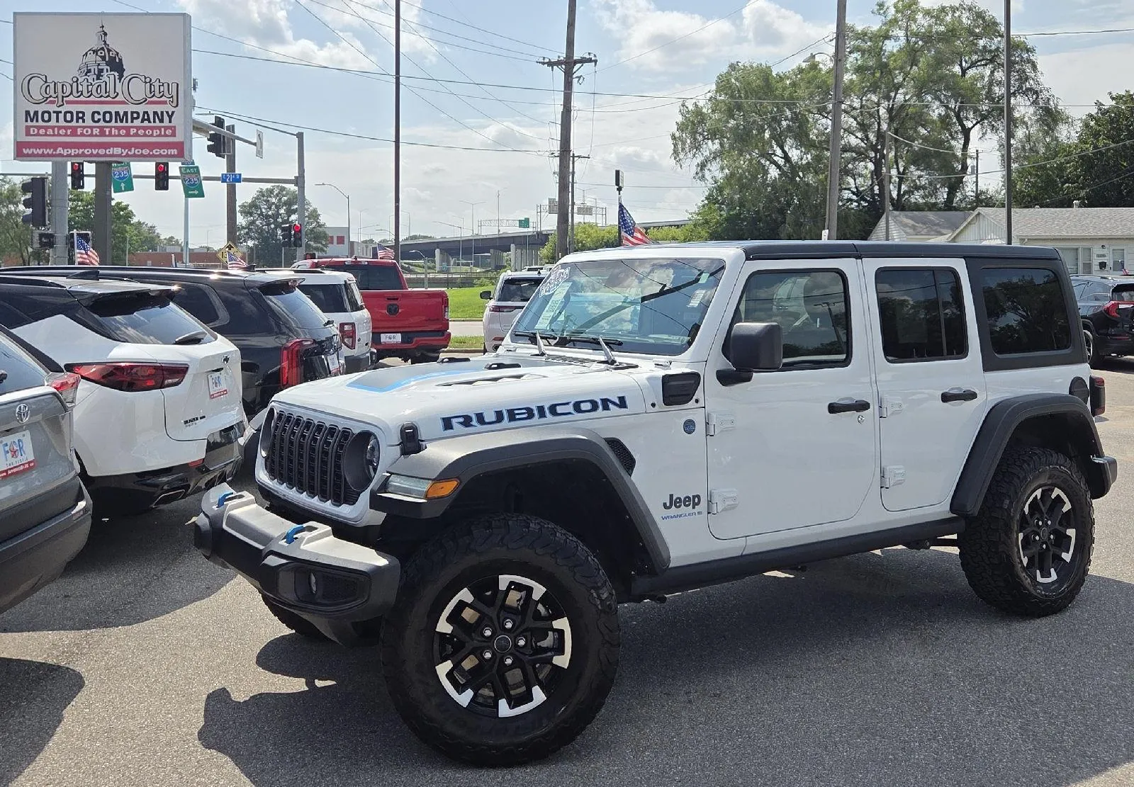 White 2024 Jeep Wrangler 4xe Rubicon for sale in Des Moines, IA