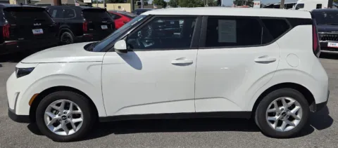 More photos of 2023 Kia Soul LX at Capital City Motor Company, IA