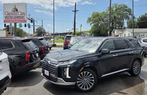 Green 2024 Hyundai Palisade Calligraphy for sale in Des Moines, IA