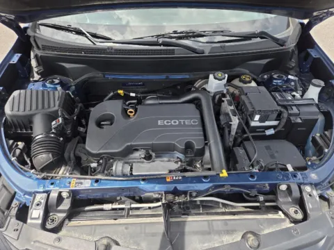 More photos of 2021 Chevrolet Equinox LT at Capital City Motor Company, IA