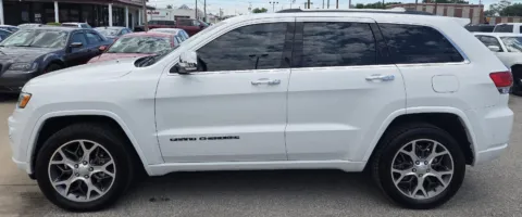 More photos of 2020 Jeep Grand Cherokee Overland at Capital City Motor Company, IA