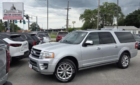 Silver 2017 FORD EXPEDITION EL L Limited for sale in Des Moines, IA