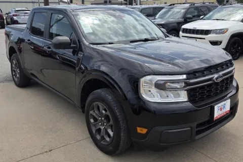 Photos of 2022 Ford Maverick XLT for sale in Des Moines, IA at Capital City Motor Company