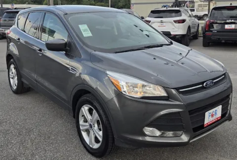 Photos of 2016 Ford Escape SE for sale in Des Moines, IA at Capital City Motor Company