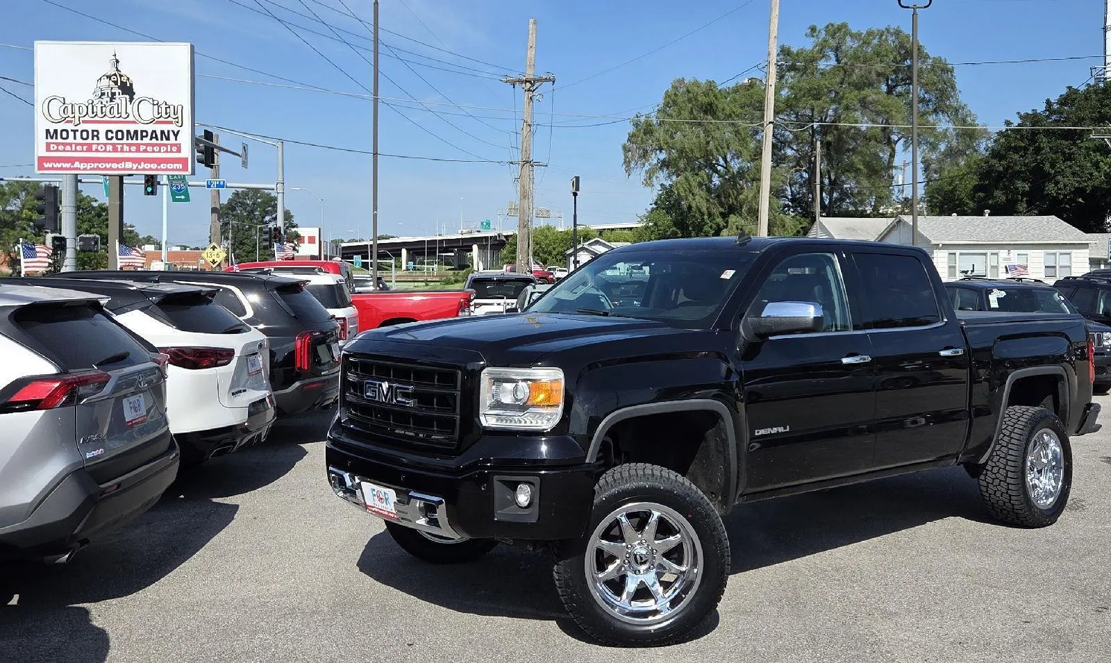 2014 GMC Sierra 4WD Crew Cab Short Box's photo
